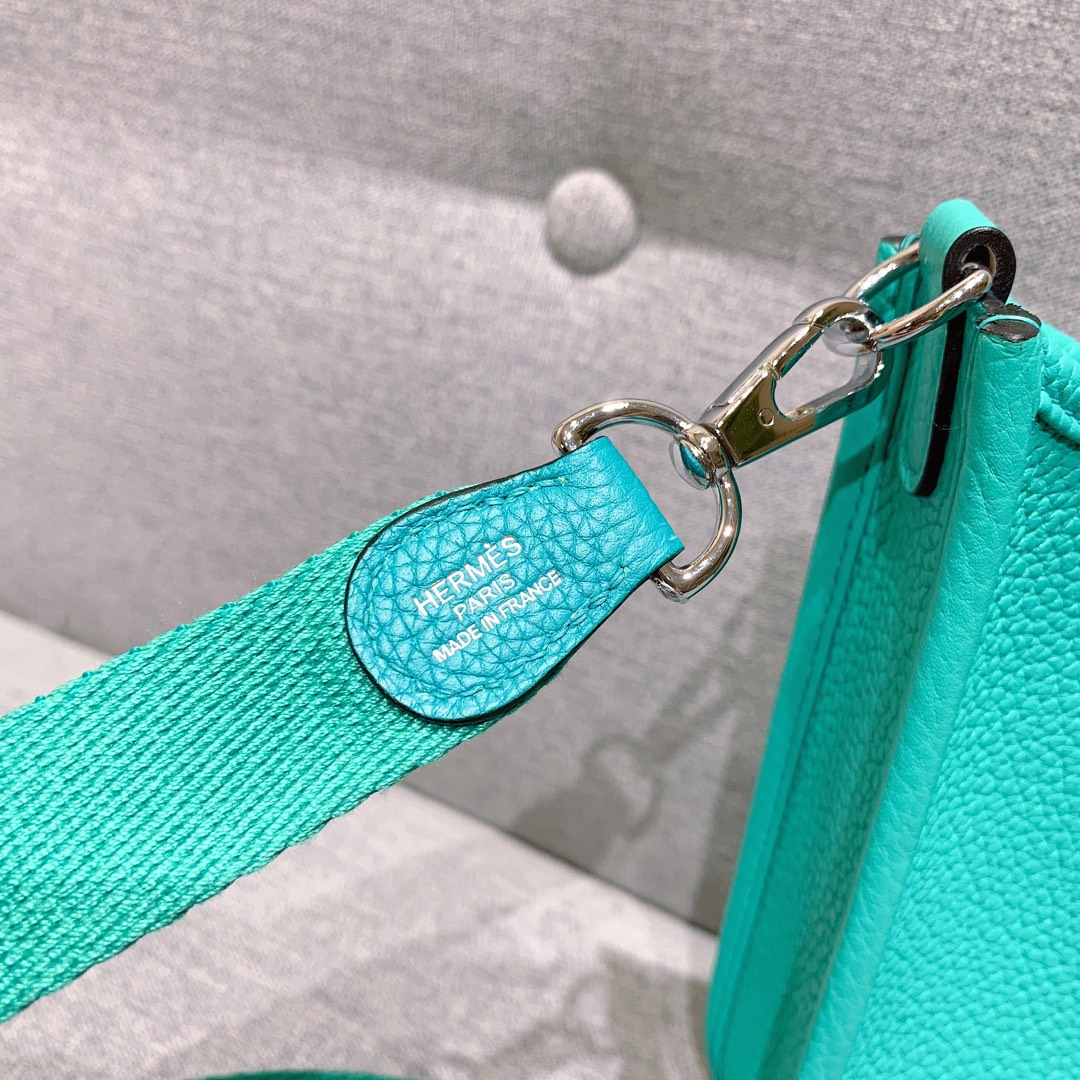 에르메스 미니 에블린16 티파니 그린 은장 끌레망스 가죽